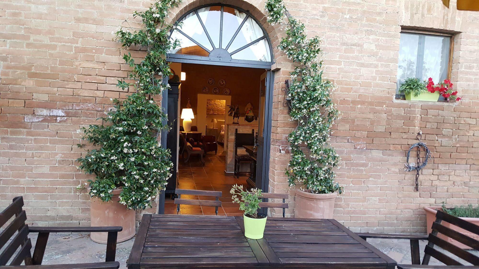 Casa Vacanze Fornace Buonconvento Exterior foto
